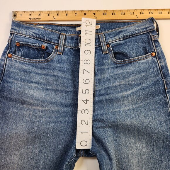 Levi's Women's Wedgie Straight High Rise Button Fly Cropped Denim Jeans Size 29 - Picture 13 of 14